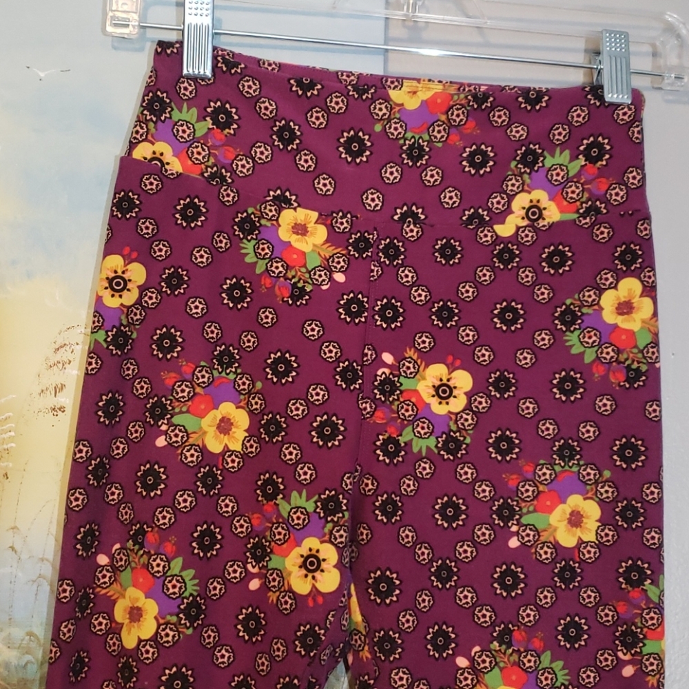 Lularoe leggings, one size